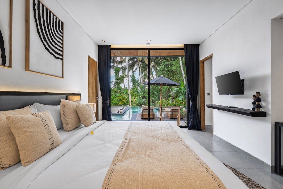 9BR Ker Heol & Asmara: Private Pools & Gym Ubud gallery image 3