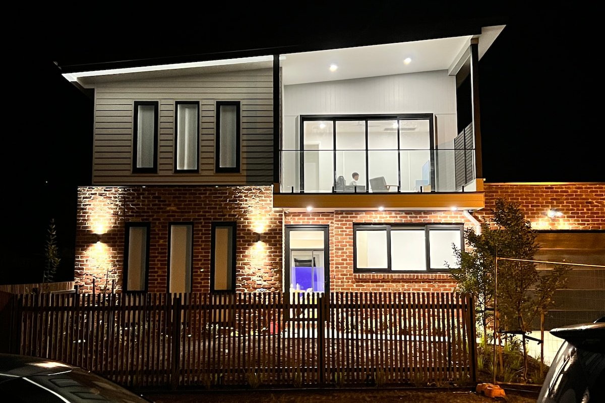 The Cove – Beach House gallery image 2