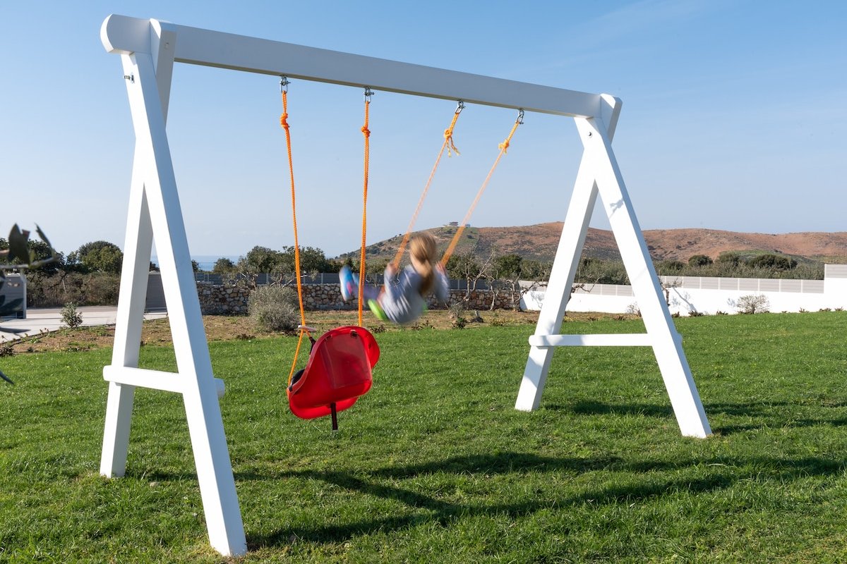 Margaret Villa – Pool, Heated Spa Whirlpool & BBQ gallery image 4