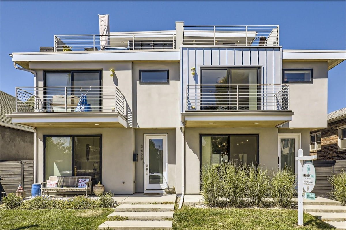 Beautiful 4 story home in LoHi! gallery image 2