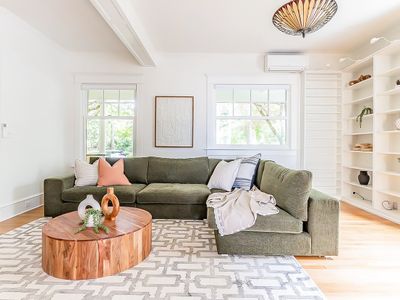 Elegant 6BR Home Near Cafes, Shops & More!