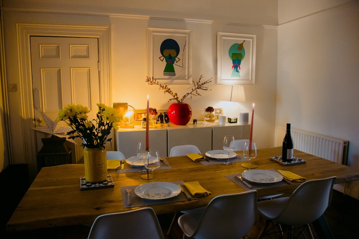 Victorian Home By The Sea- Cap Coz gallery image 2