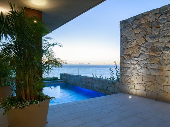 Villa Stone Photo 22