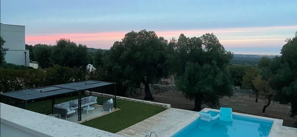 Luxury 4 bed Villa, Pool & Sea View, Carovigno gallery image 4