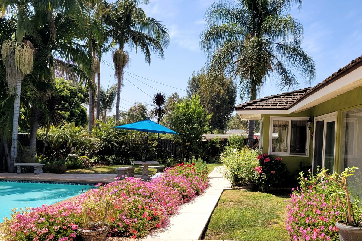 POOL HOME near Disneyland or Temporary Housing