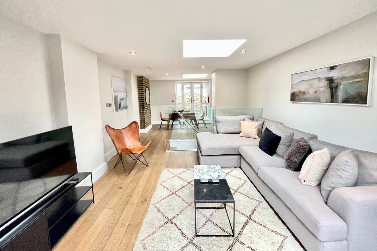 Covent Garden,2bed,2bath/AC-Big
