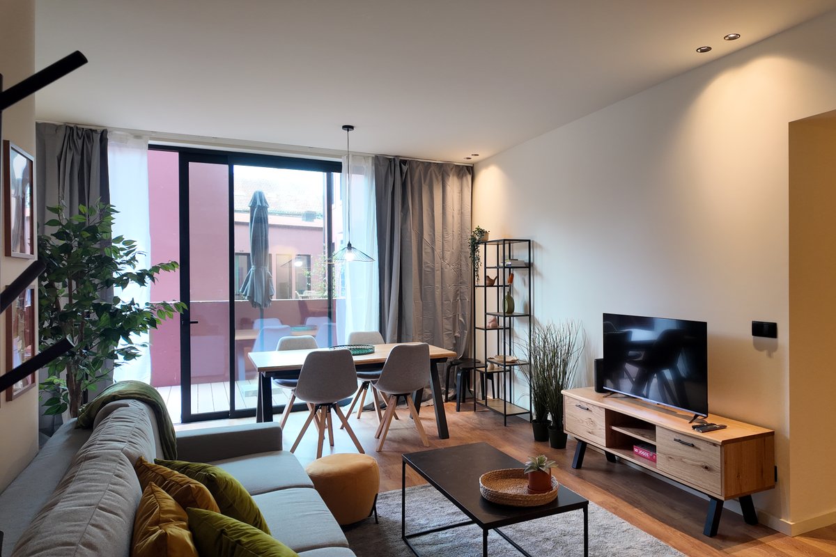 New!Oásis aconchegante no centro:Terraço e Garagem