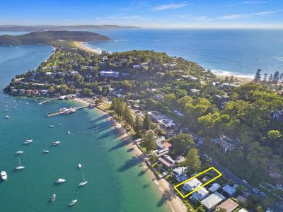 HourGlass- Absolute Beachfront