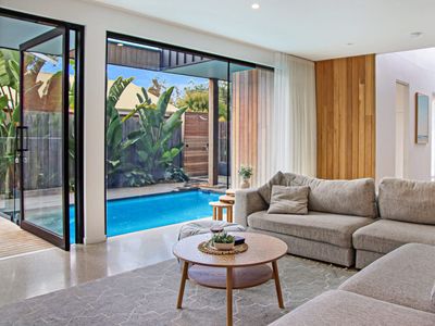 Wattlebird Escape – Heated Pool, Pizza Oven, Sleep