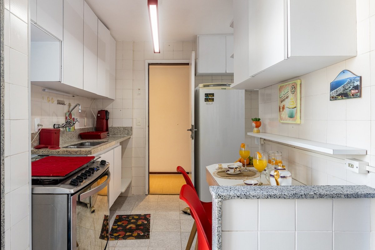 “3BR • Steps to Barra Beach•Sleeps 8 -Great View gallery image 5