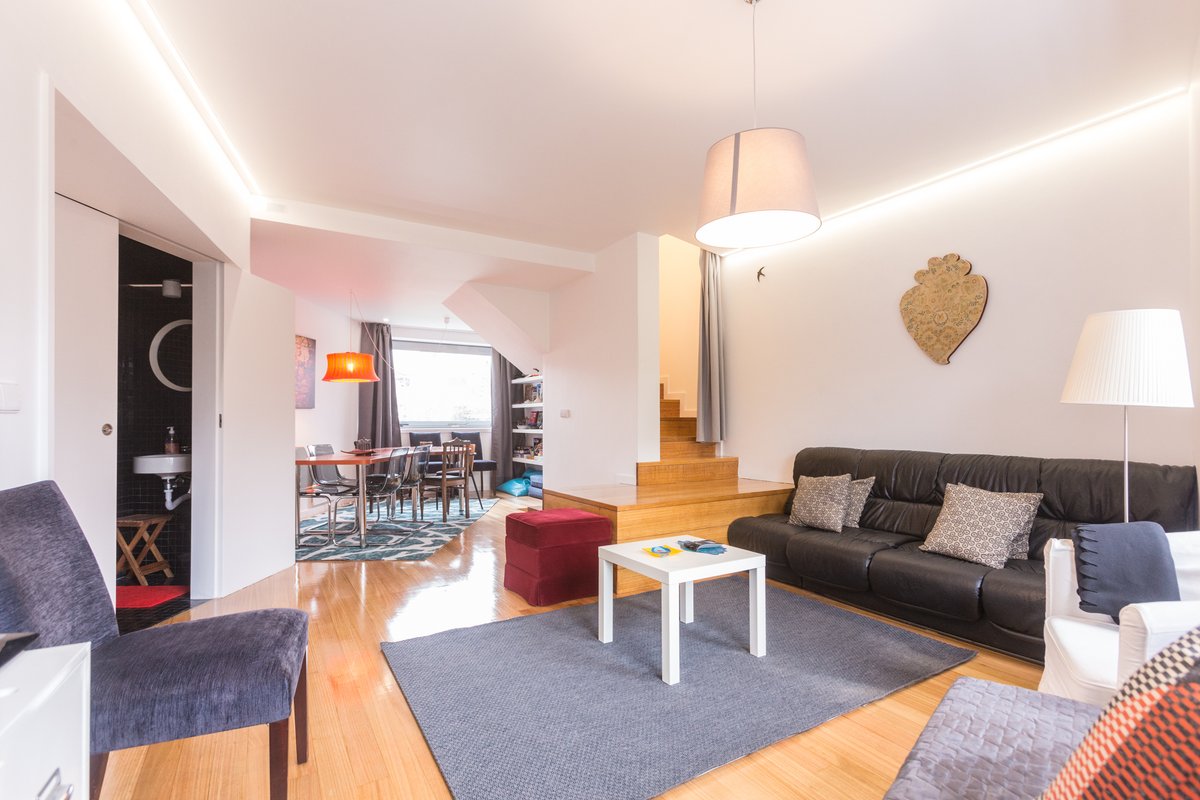 Friends & Family House 2