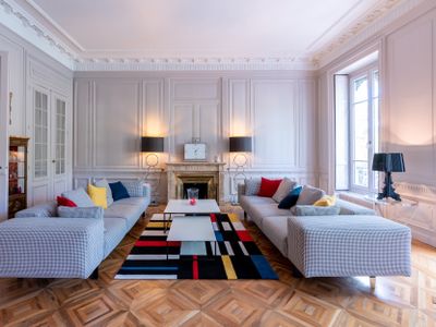 EXCEPTIONNEL 300 M2 LYON 2° APPARTEMENT VUE SAÔNE