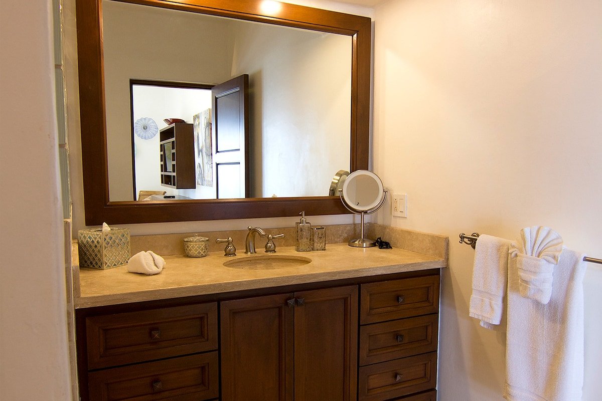 Beachfront Luxury – Villa Delfines by Cabo Villas gallery image 2