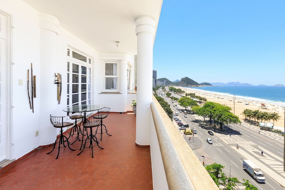 Rio122 – Classy 3 Bedroom Flat on Copacabana beach gallery image 4