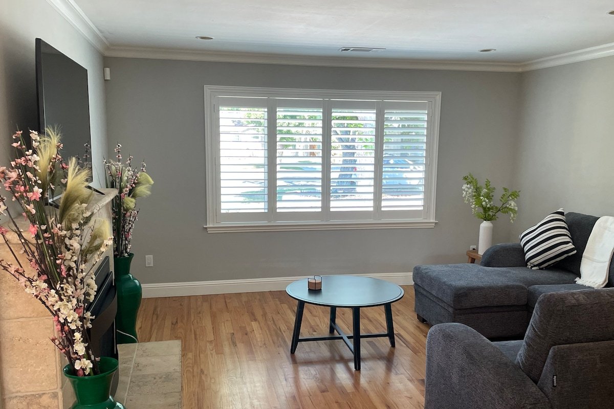 Peaceful home/office Ranch3BR2B 2K1Q 1Sofabed AC gallery image 3