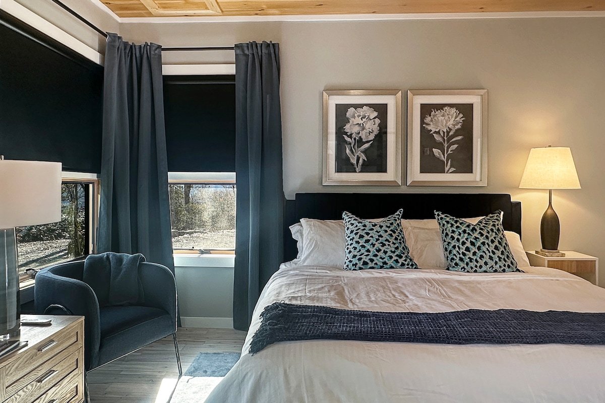 Dragonfly-Modern Luxury @Fontana gallery image 2