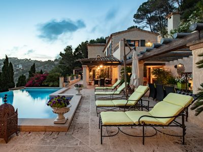 Fabulous views at Cala Llamp with Guest house