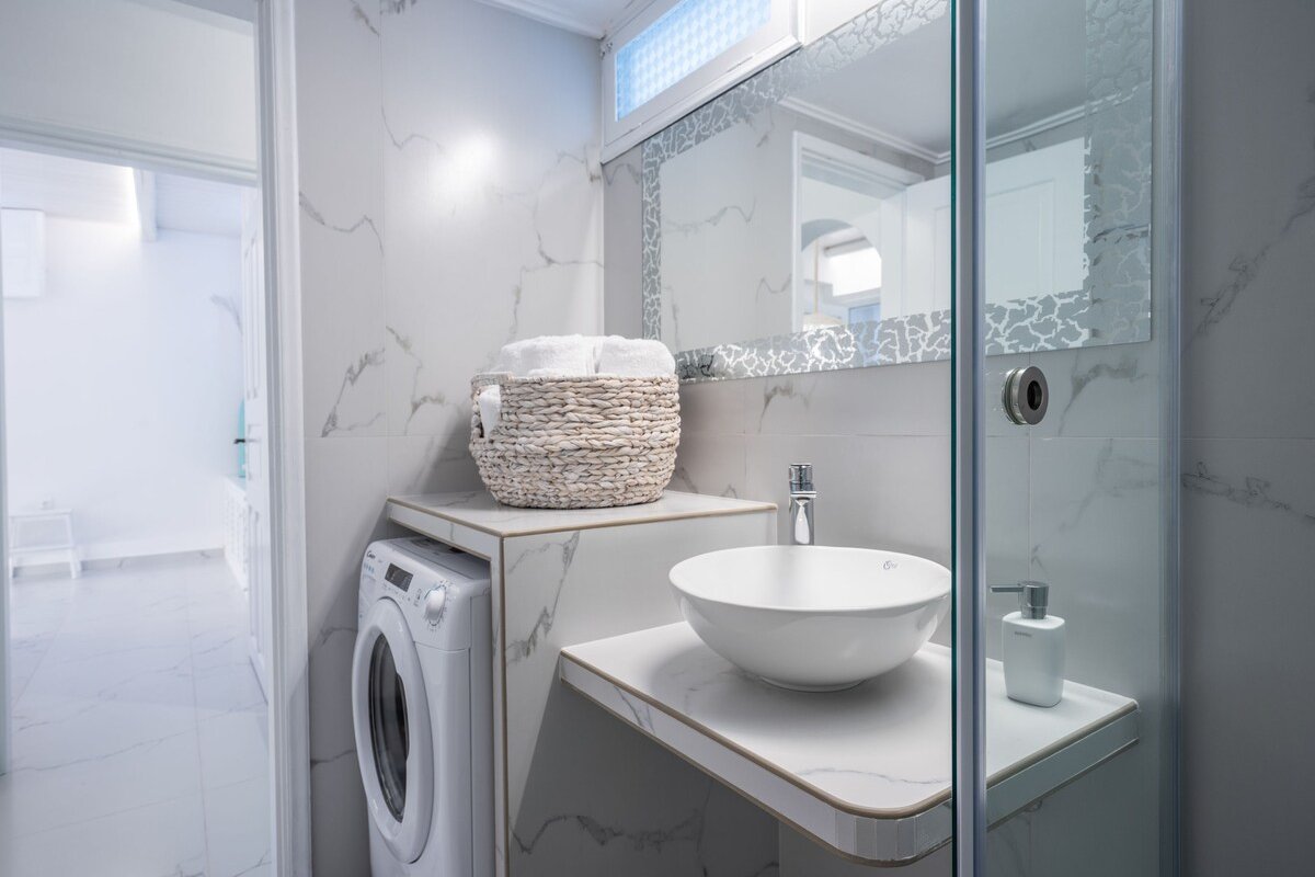 Turquoise 3bd Sunset/Sea View Villa w Pool &HotTub gallery image 5