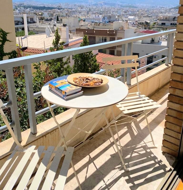 Unique 164sq Spacious 3BDR/2bath Mouson-Filopappou gallery image 2