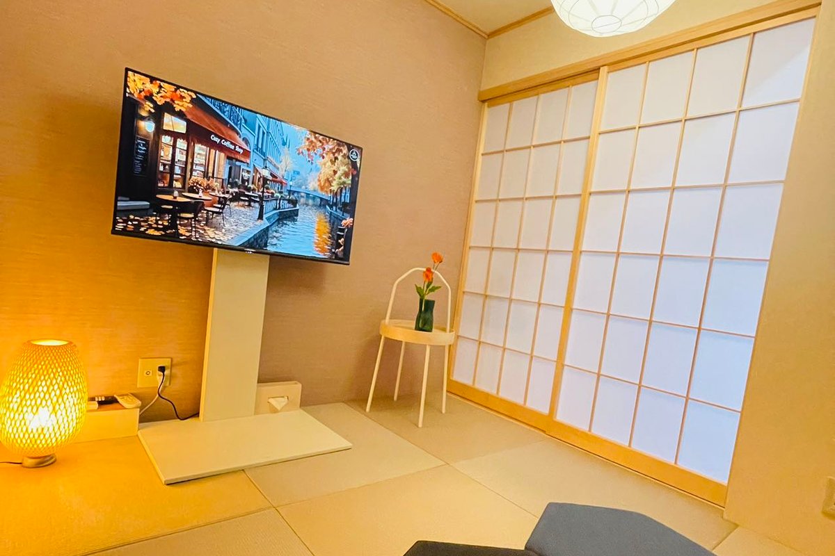 直达羽田机场18分钟，浜松町车站步行5分钟，芝大门车站步行3分钟，三层mini墅-MT0300