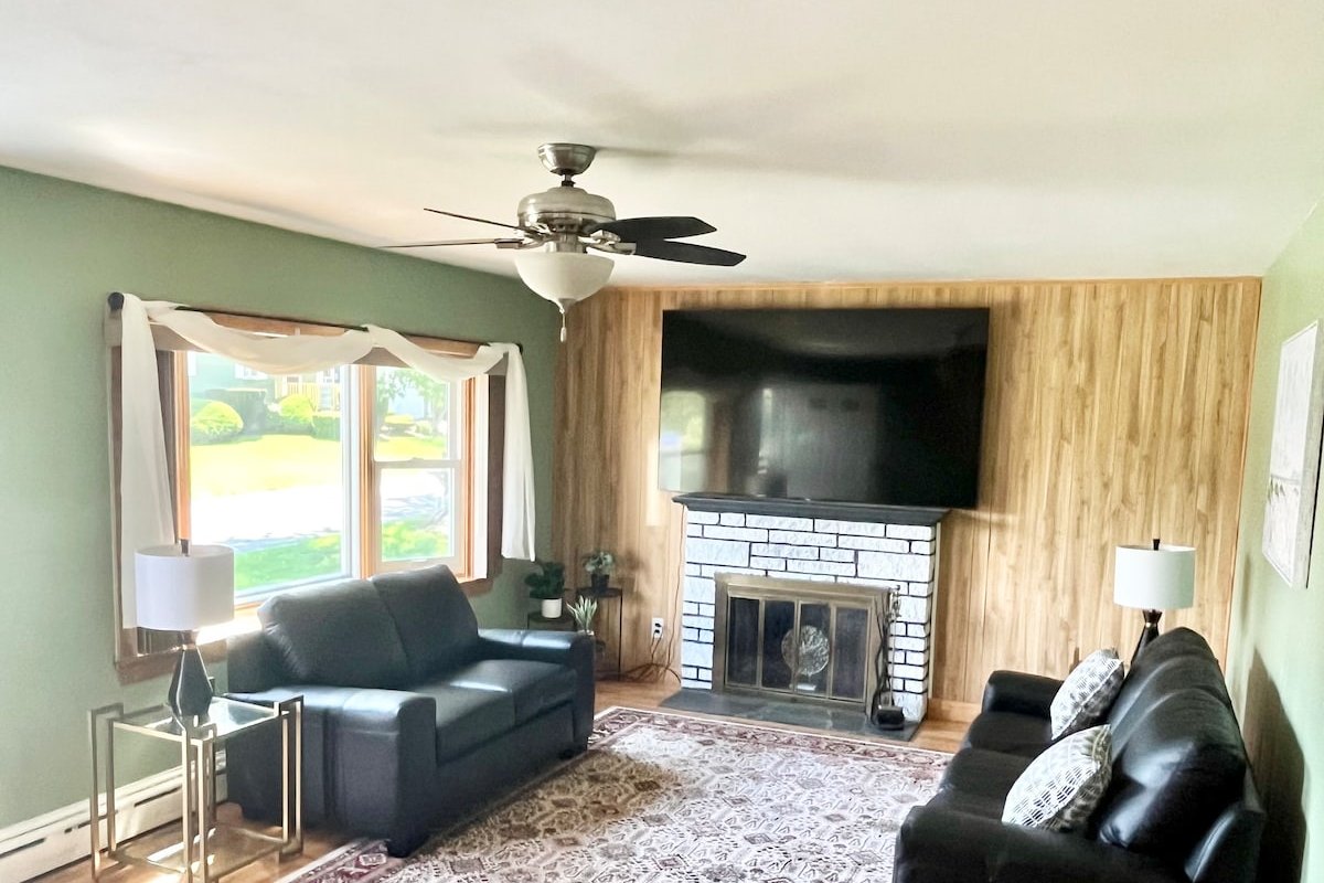 Middletown/Newport Cozy Ranch gallery image 5