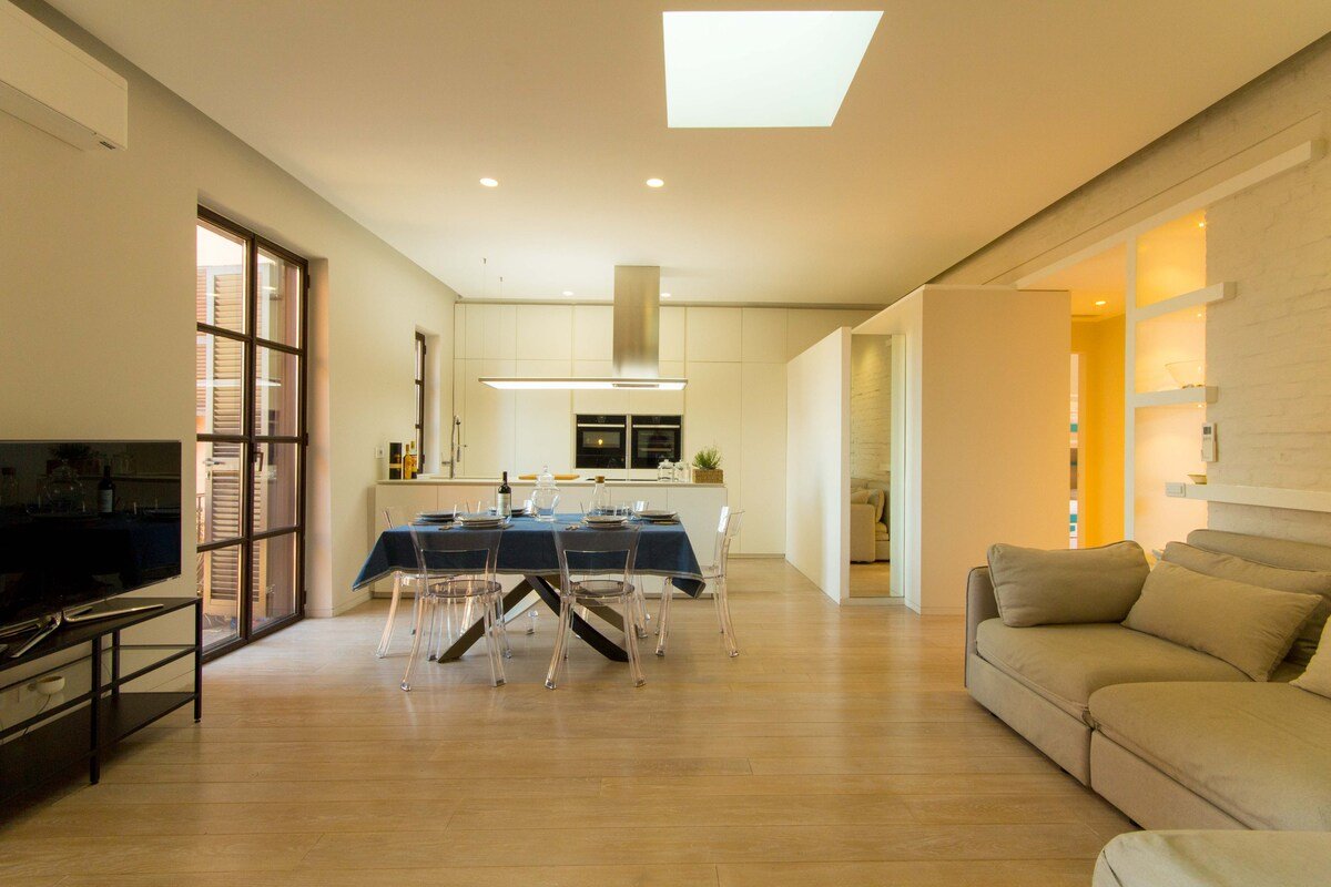 Pelliccia 11 Trastevere Penthouse gallery image 3