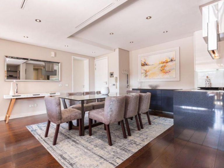 Dining area - Room