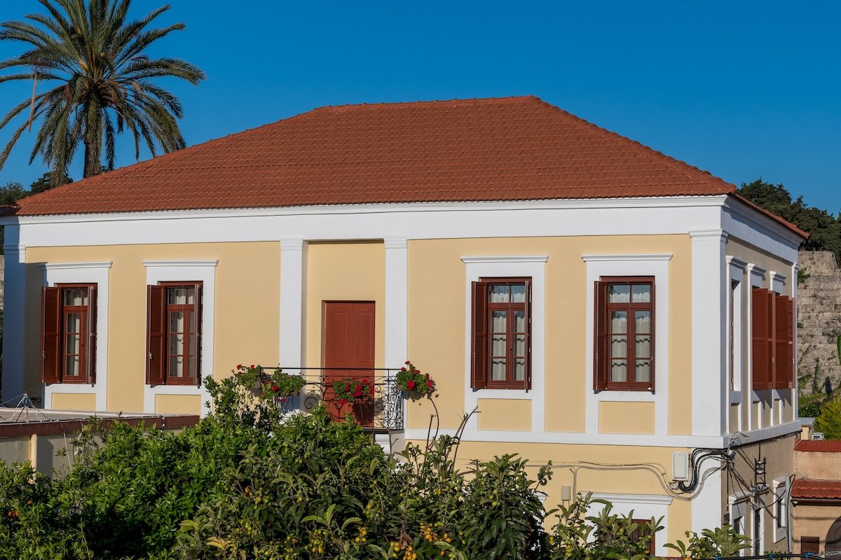 Estia Entire Property gallery image 5