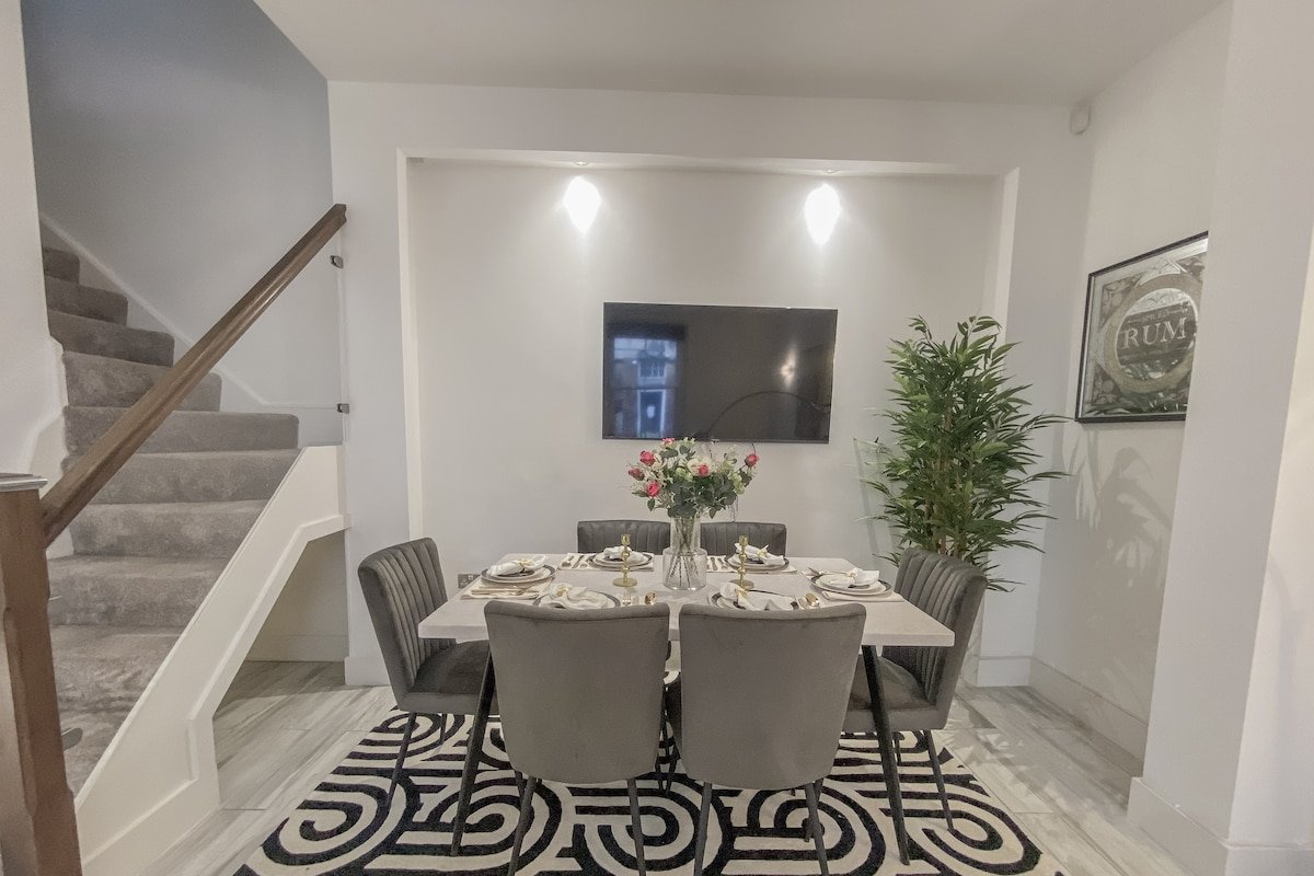 Tranquil Urban Oasis in Kensington gallery image 4