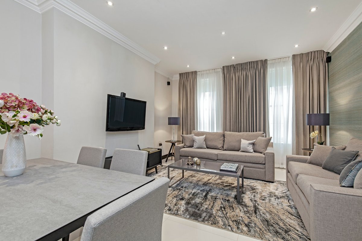 South Kensington – 3 Bed Apartment -Lower Ground