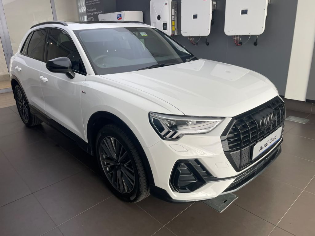 AUDI Q3 35 TDI S TRONIC BLACK EDITION for Sale in South Africa