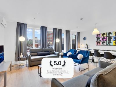 LiV MTL Downtown-503 Premium 3BR Duplex Rooftop