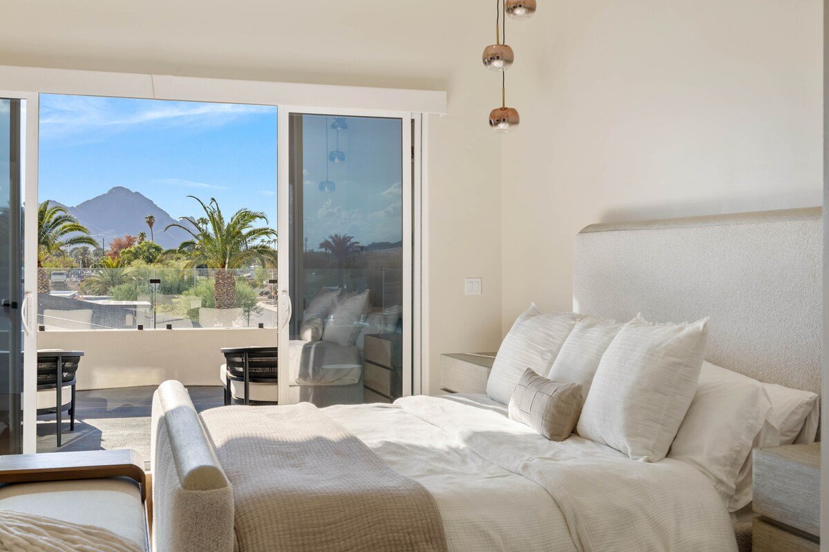 Scottsdale Desert Luxe Retreat – 6BR Luxury Home gallery image 4