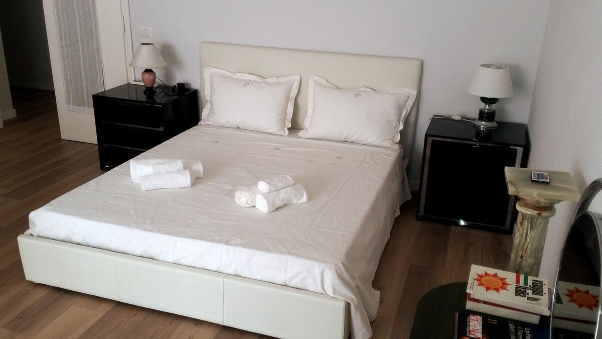 Long Term Rent Apartment at Rome 2 gallery image 4