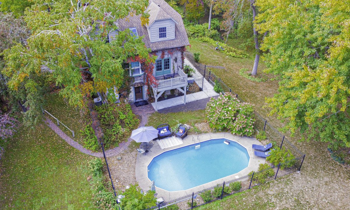 Historic James Mulvey Carriage house (Whole house)