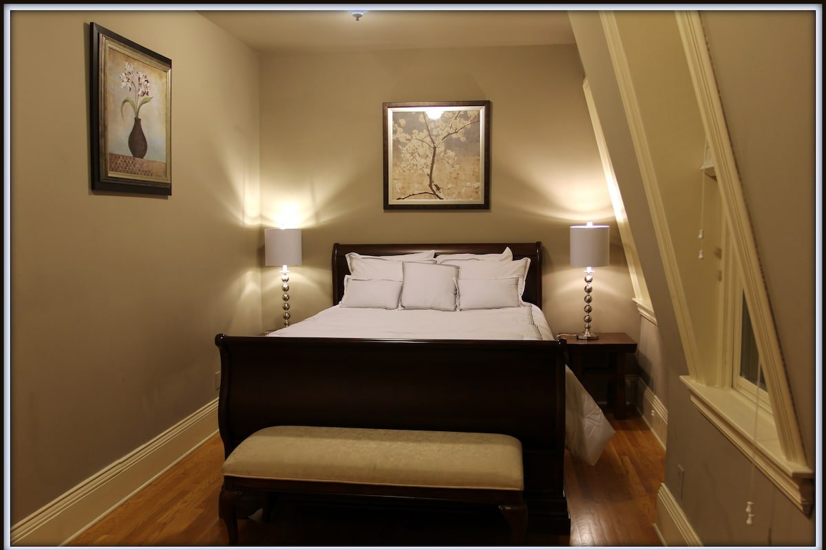 French 2nd Empire Mansion – Wedding HQ and 4 Baths gallery image 4