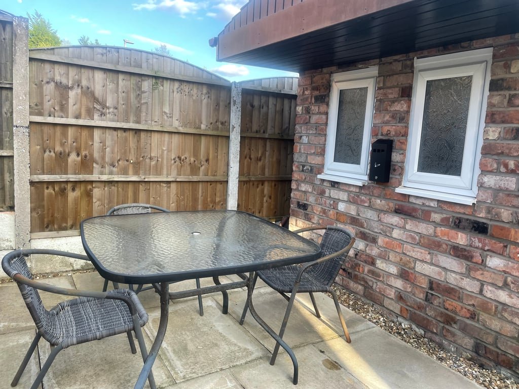 4 Luxury Ensuite Bedrooms, Games & Arcade Room gallery image 4