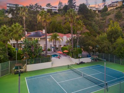 Celebrity Hideaway in Bel Air Paradise