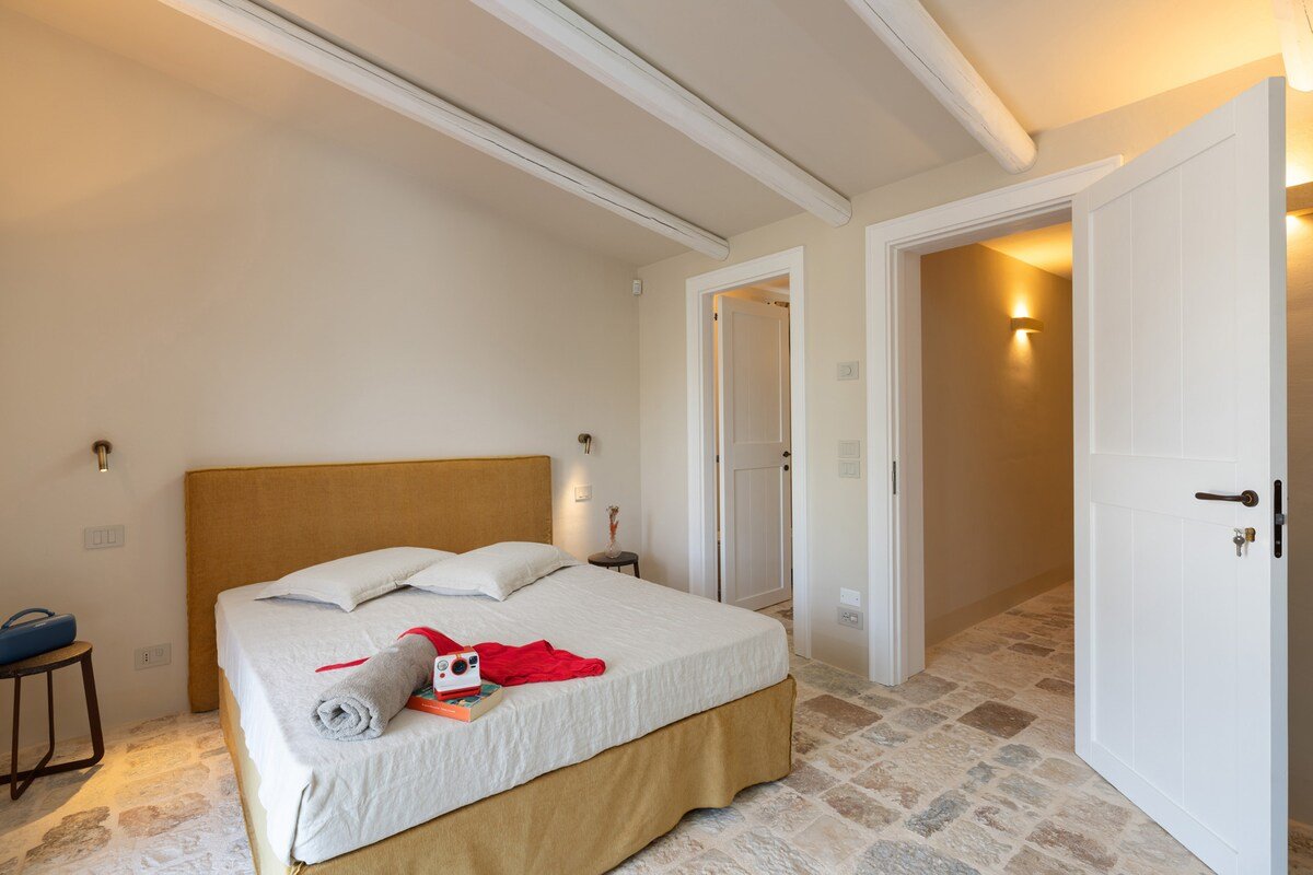 Sildora gallery image 3