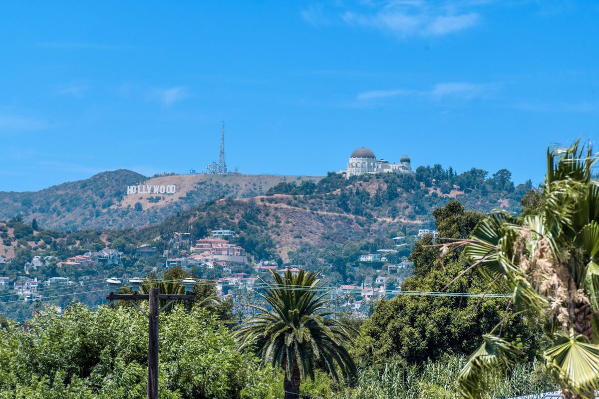 Modern SilverLake Home_ Epic City + Mountain Views
