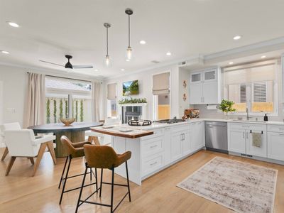 New High-end Spacious Tri-level in Cherry Creek N