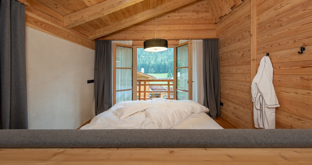 Chalet Mountain gallery image 3