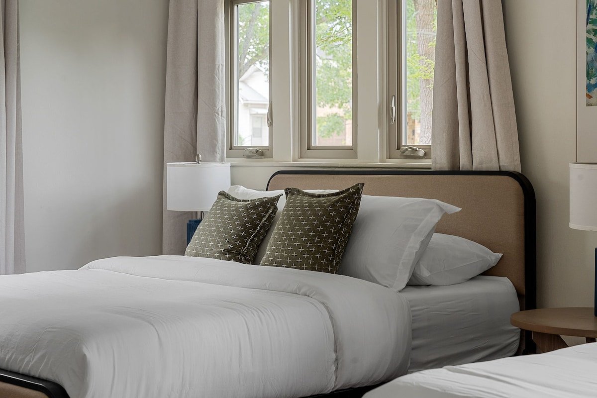 Heated Private Pool-Lakewood Highland Park No 5946 gallery image 5