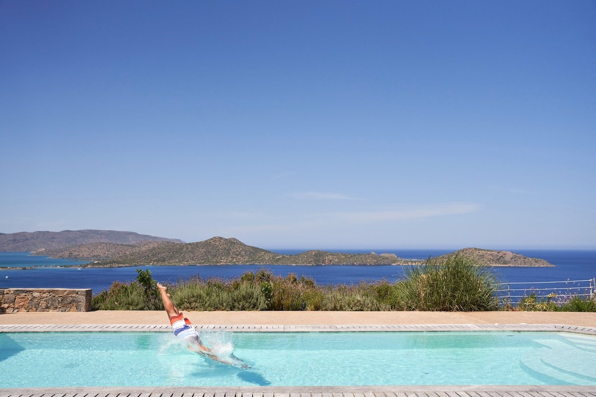Sophisticated Elegance with Majestic Elounda Views gallery image 2