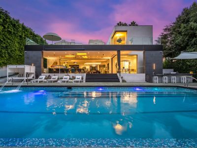 Ultra Luxurious Villa in the Beverly Hills Flats