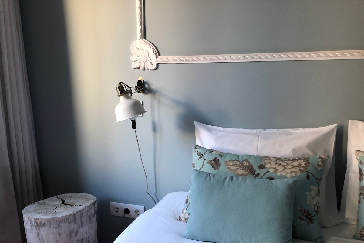 Exclusive Charming House by the sea – 5 bedrooms gallery image 4