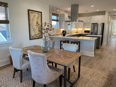 Beautiful Super Comfy 3/3 Townhome Best Location!