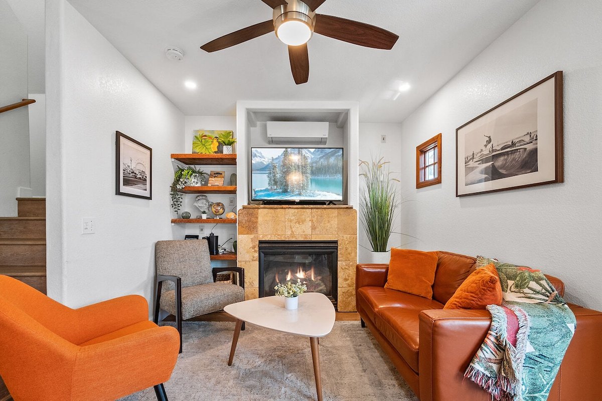 Oceanview 3BR Home | Rooftop, FirePit, Steps2Ocean gallery image 5