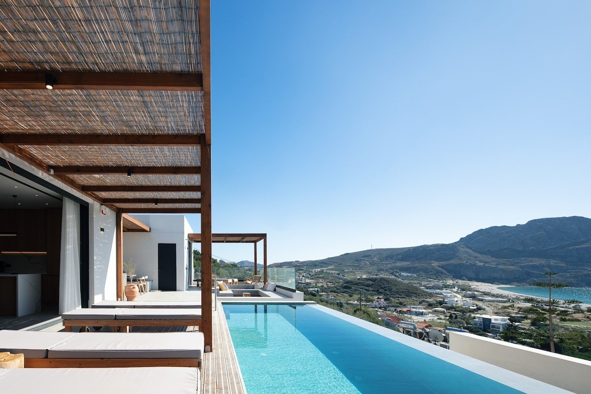 Villa Hestia: Sea Views, Near the Beach by etouri gallery image 5