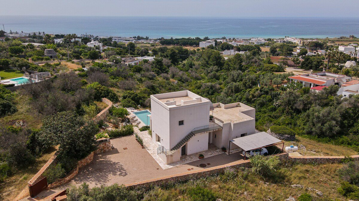 Gorgeous villa with sea-view pool near beaches gallery image 3